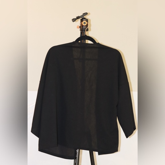 Black Drop Shoulder Bell Sleeve Solid Kimono SHEIN Size L - Picture 5 of 5